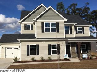 302 Yates Mill St, Raeford, NC 28376