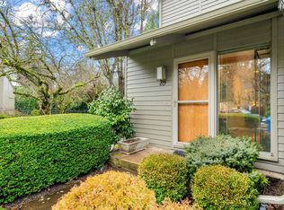 80 Fairway Loop, Eugene, OR 97401