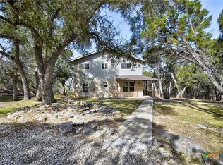 1070 Quail Dr, Canyon Lake, TX 78133