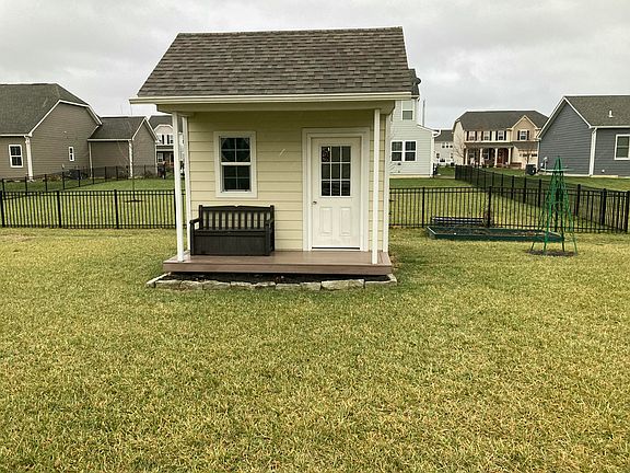 5th image of 1144 Red Maple Dr