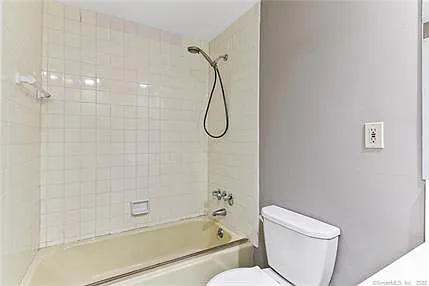 47 Sumner St #205 — Photo 6