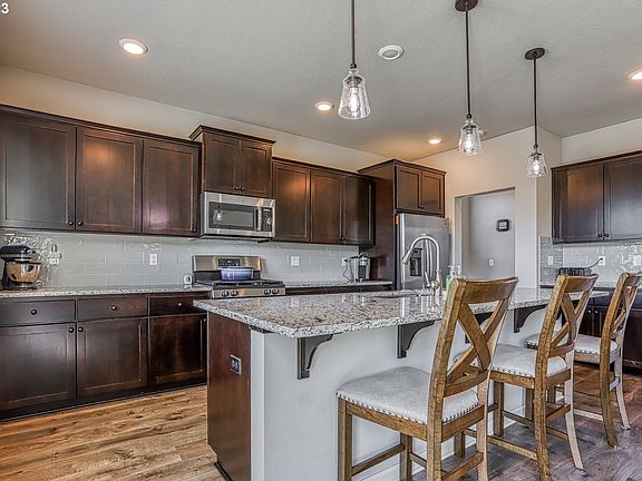 5th image of 17401 NE 78th Way