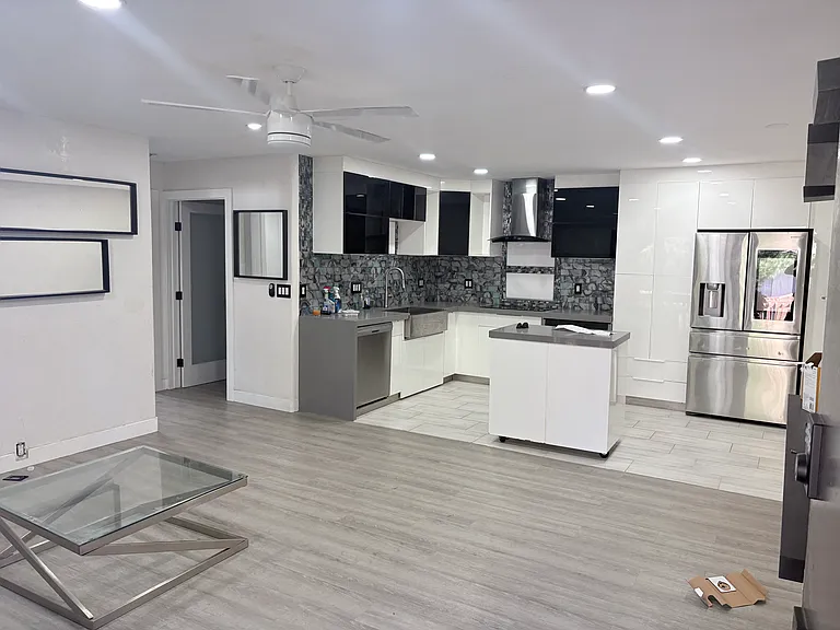 6362 Rancho Mission Rd #709 — Photo 1