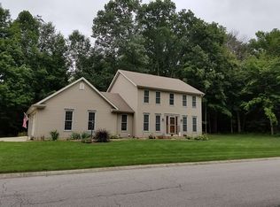 20383 Garnet Dr N, South Bend, IN 46614
