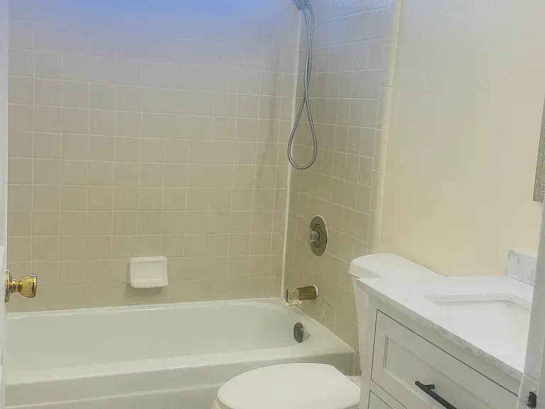 4873 Tomasini Way — Photo 24