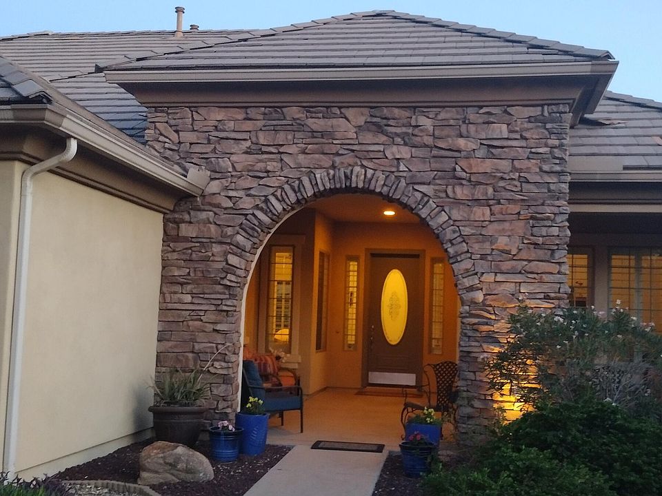 1st image of 15861 W WESTVIEW Drive