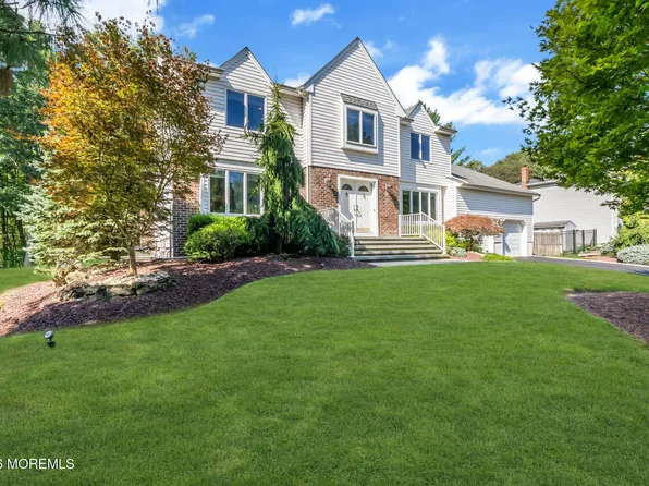 46 Heather Drive, Manalapan, NJ 07726