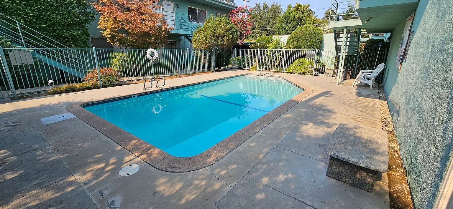 1647 W School Ave #1639-B photo 1