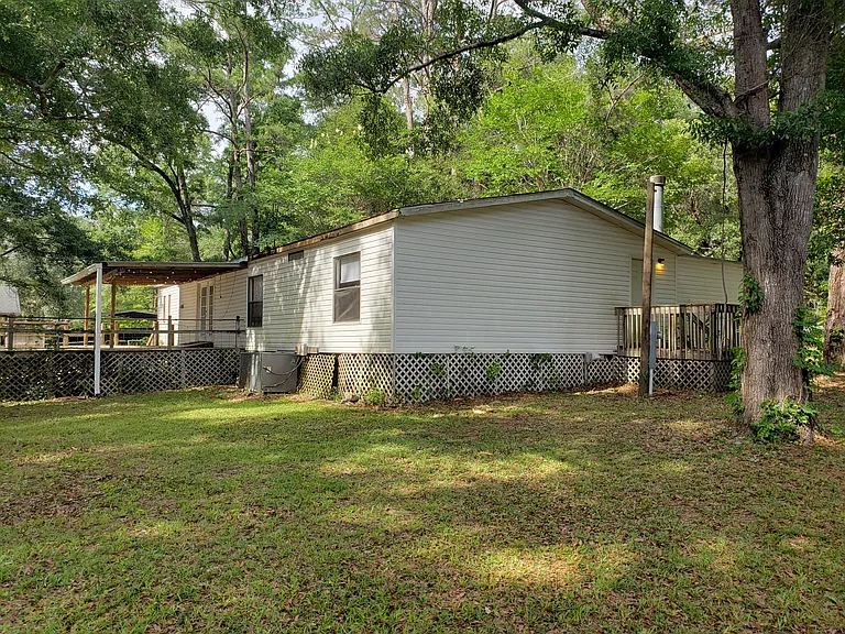 7104 Lady Hawk Ln — Photo 44