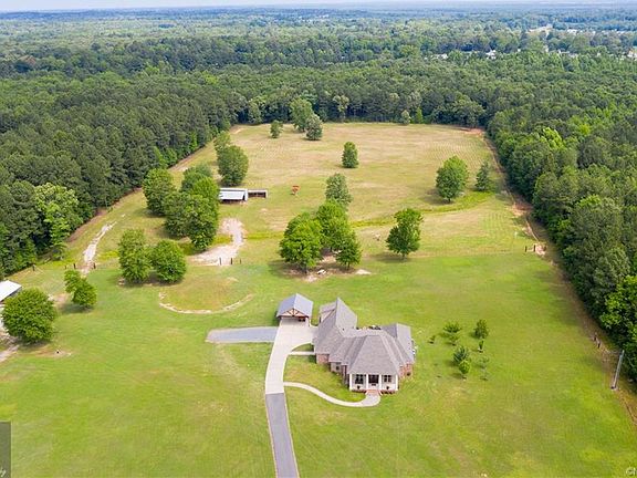 3rd image of 7800 Old Mooringsport Rd