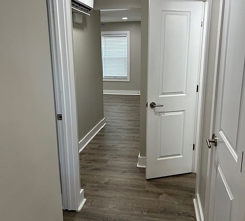 4th image of 2709 Neil Ave #D