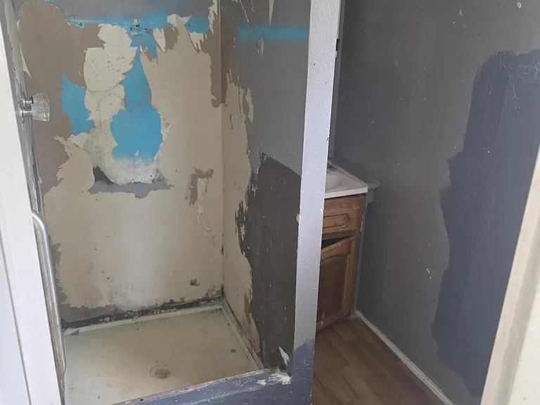 2329 Denver St #3 — Photo 9