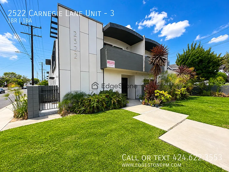 2522 Carnegie Ln #3 — Photo 17