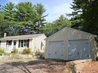 28 Heritage Hill Rd, Naples, ME 04055