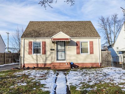 16913 Lotus Dr, Cleveland, OH, 44128