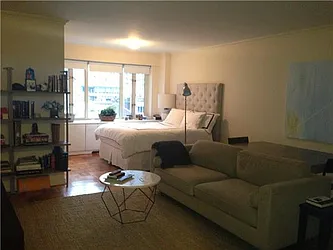 Rented by BARNES New York