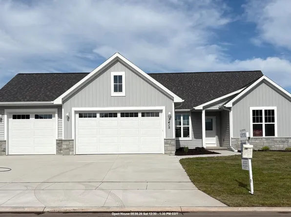 1415 Divinity Dr, De Pere, WI 54115