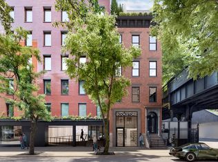 504 W 22nd St, New York, NY 10011