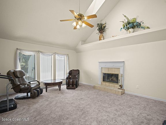 5th image of 130 N Carpenter Rd