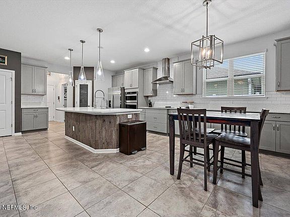 4th image of 79371 Plummers Creek Dr