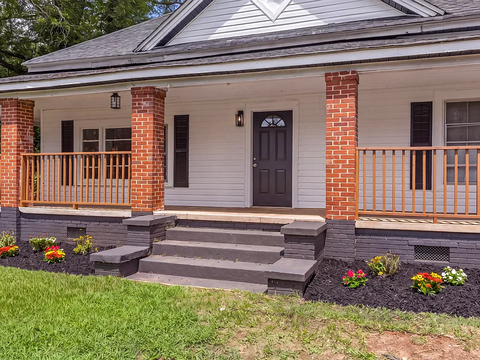 512 Piedmont Ave