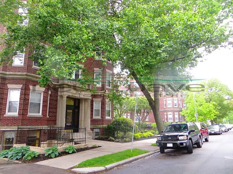 58 Queensberry St #11 — Photo 14