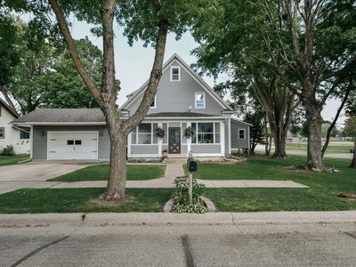 437 3rd Ave, Wanamingo, MN, 55983