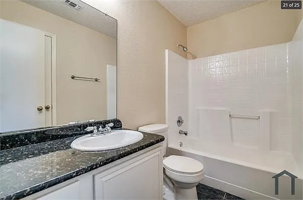 2500 Hidden Springs Dr — Photo 8