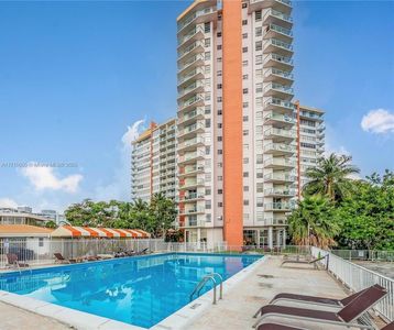 1301 NE Miami Gardens Dr APT 911W, Miami, FL, 33179