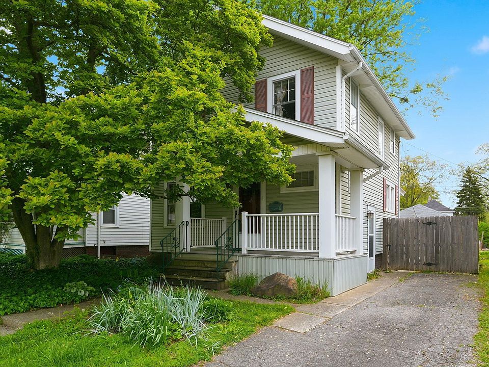 1st image of 1706 Crescent Ave