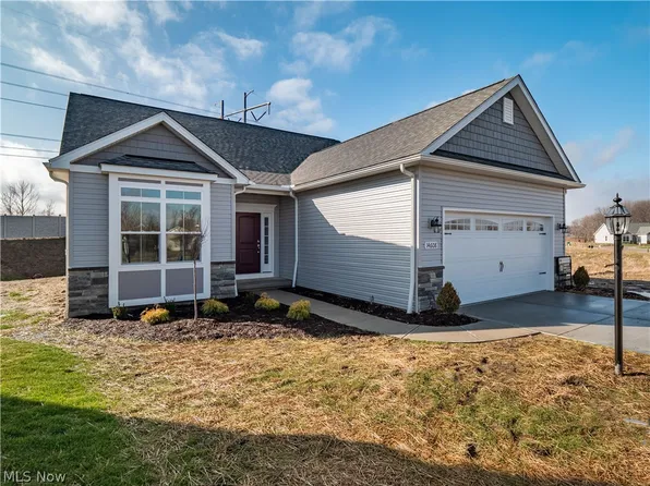 14608 Baywood Ln, Strongsville, OH 44136