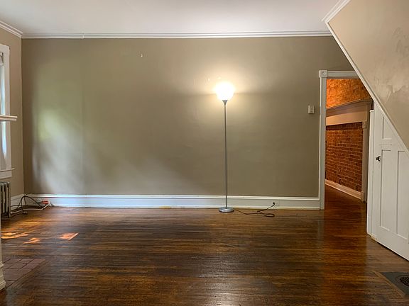 3rd image of 1500 W 14th St #1