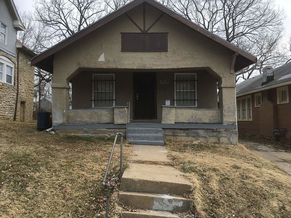 1st image of 4929 Michigan Ave