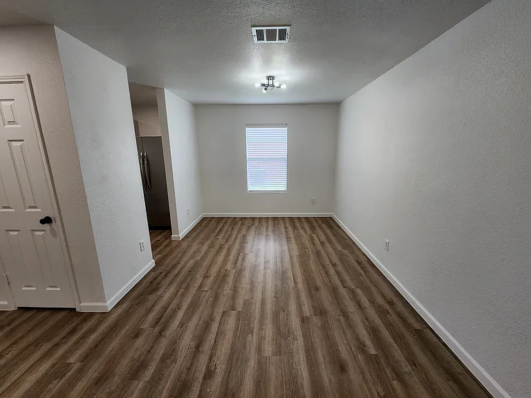 12808 Kingsgate Dr — Photo 9