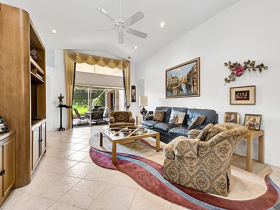 4th image of 6968 Viale Elizabeth