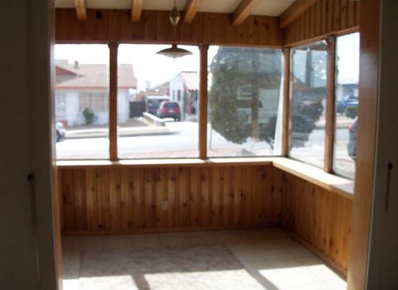 3rd image of 3925 McKinley Ave