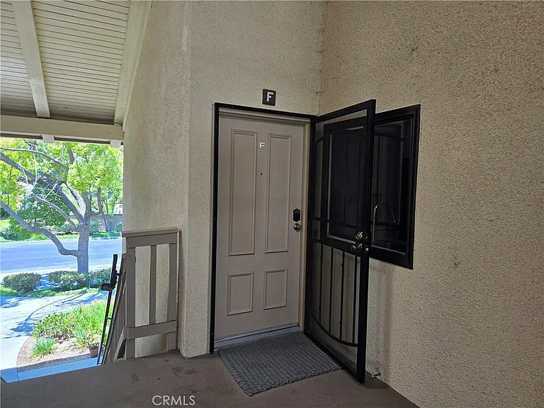 13504 La Jolla Cir — Photo 3