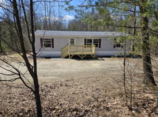 38 Corvella St, Leeds, ME 04263