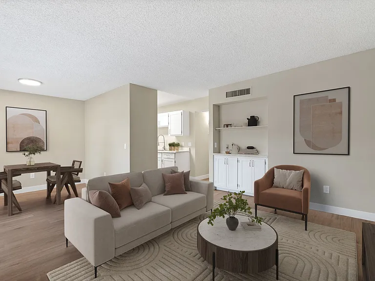 Verde Apartments — Photo 12