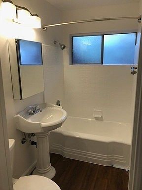 3rd image of 3560 6th Ave APT 14