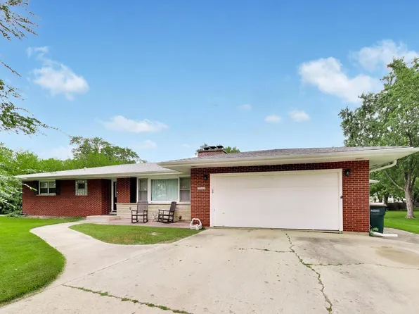 10S021 Plainfield Naperville Rd, Naperville, IL 60564