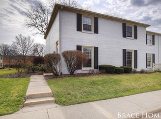 1932 Georgetown Dr SE, Grand Rapids, MI 49506