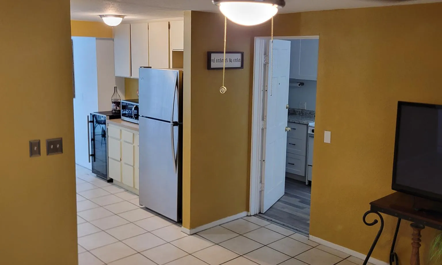 2518 Lorraine St — Photo 4