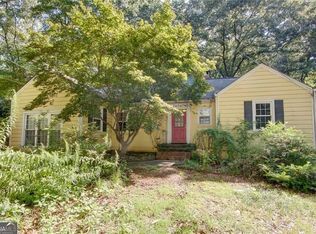 453 N Pineview Ct, Decatur, GA 30030