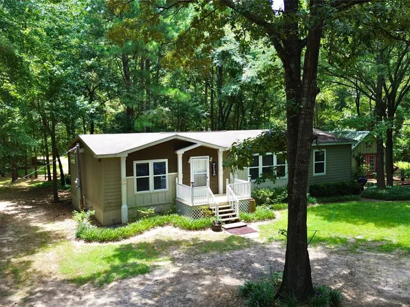 1072 An County Rd #346, Palestine, TX 75803