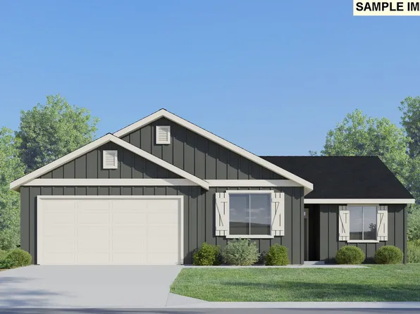 448 NE Hunter Dr, Estacada, OR 97023