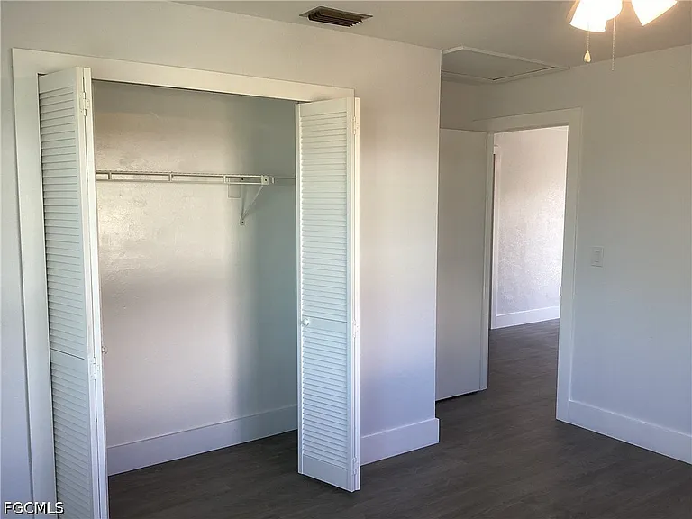 1123 NE 15th Ln — Photo 10