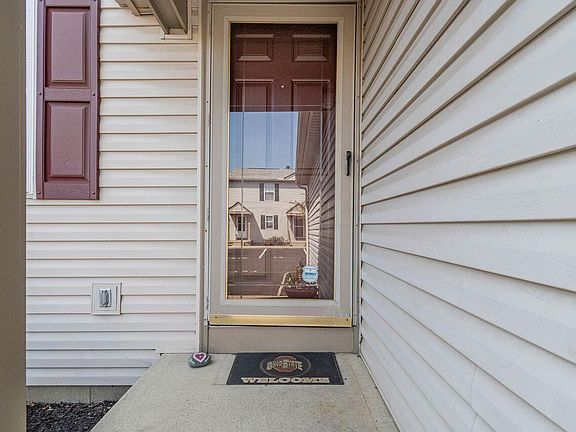 4th image of 5727 Kilbury Ln #123D