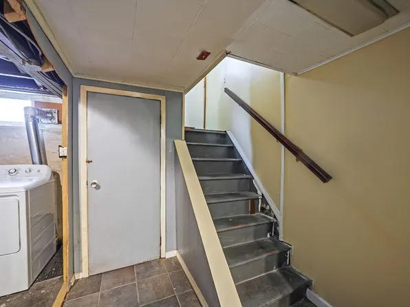 70-27 69th Street image 23 of 31