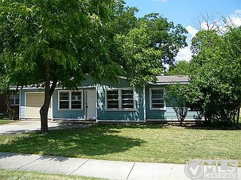1st image of 1207 E Lovers Ln
